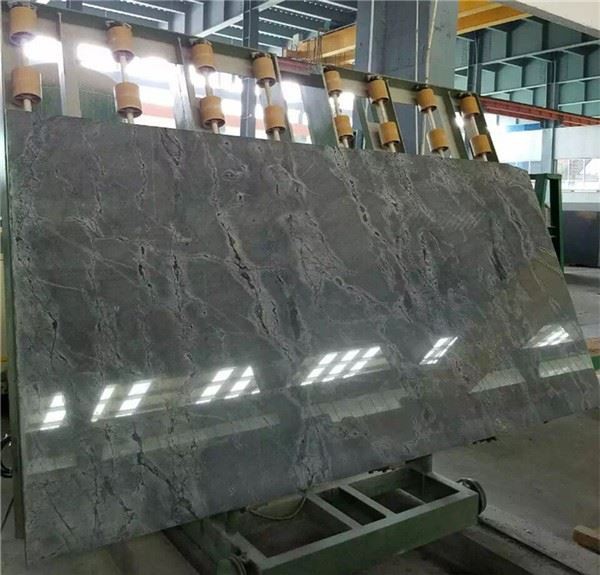 grey quartzite slabs