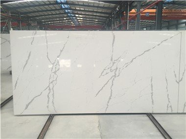 Πάγκοι κουζίνας Calacatta Quartz