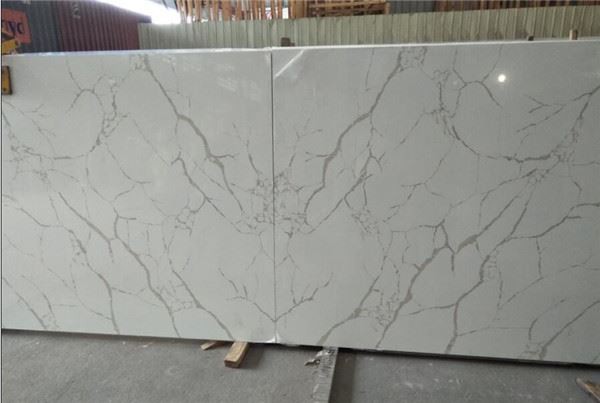 white calacatta quartz polished