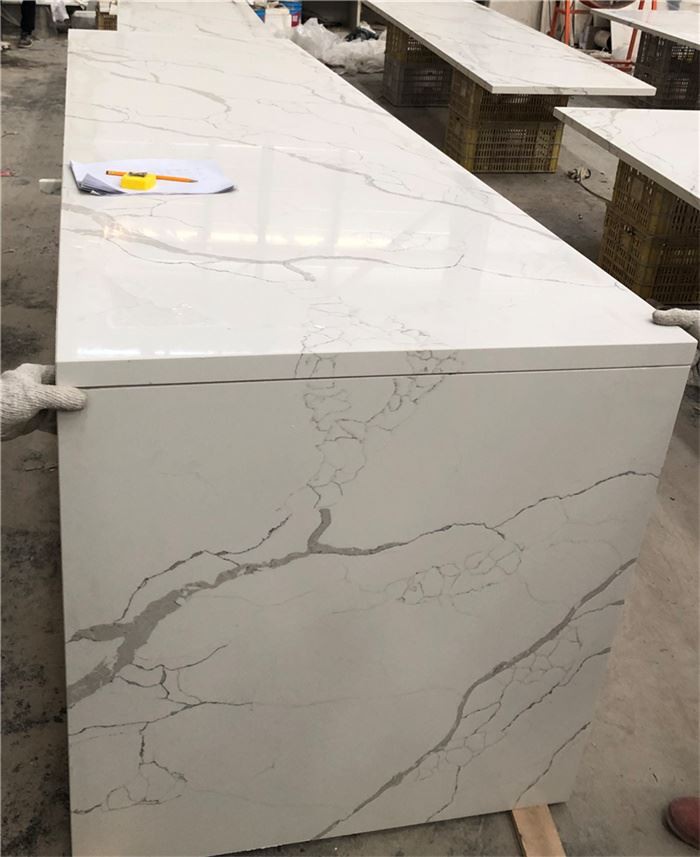 calacatta clara quartz for kitchen
