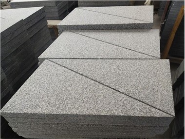 Δάπεδο από φλεγόμενο γρανίτη