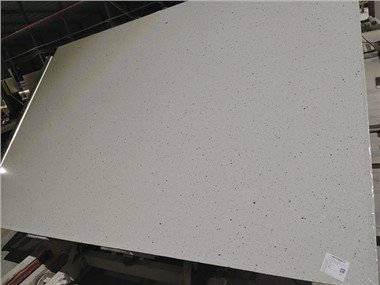 Λευκές πλάκες Terrazzo