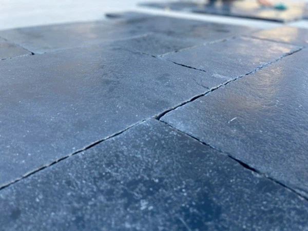 limestone paving black